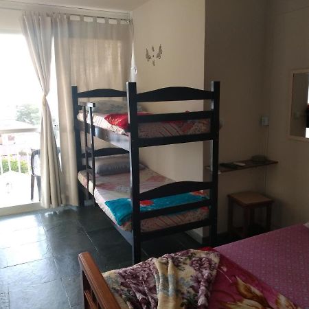 Suite Com Cozinha Independente Em Apartamento กาโบฟรีโอ ภายนอก รูปภาพ